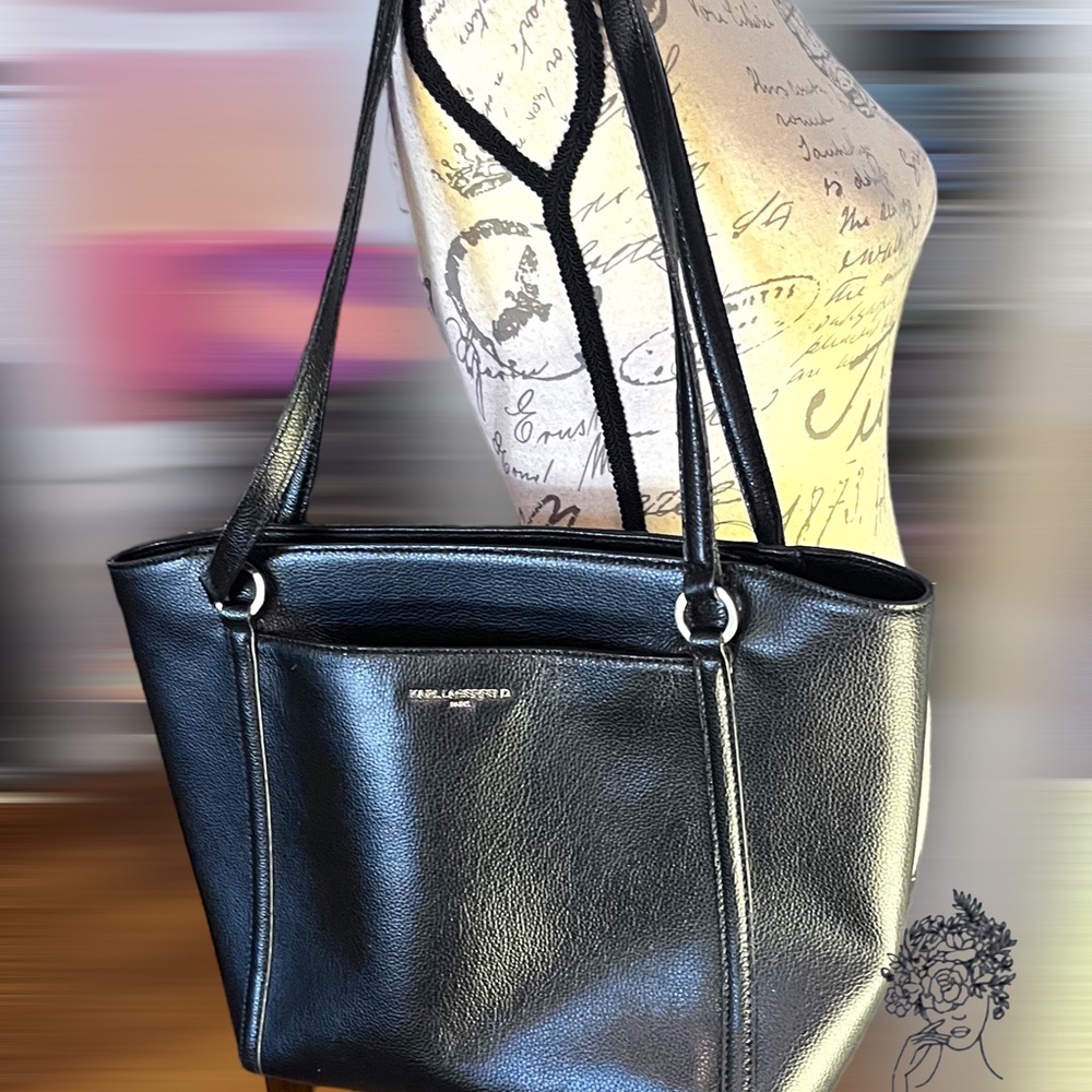 KARL LAGERFELD PARIS
Iris Black Leather N/S Tote